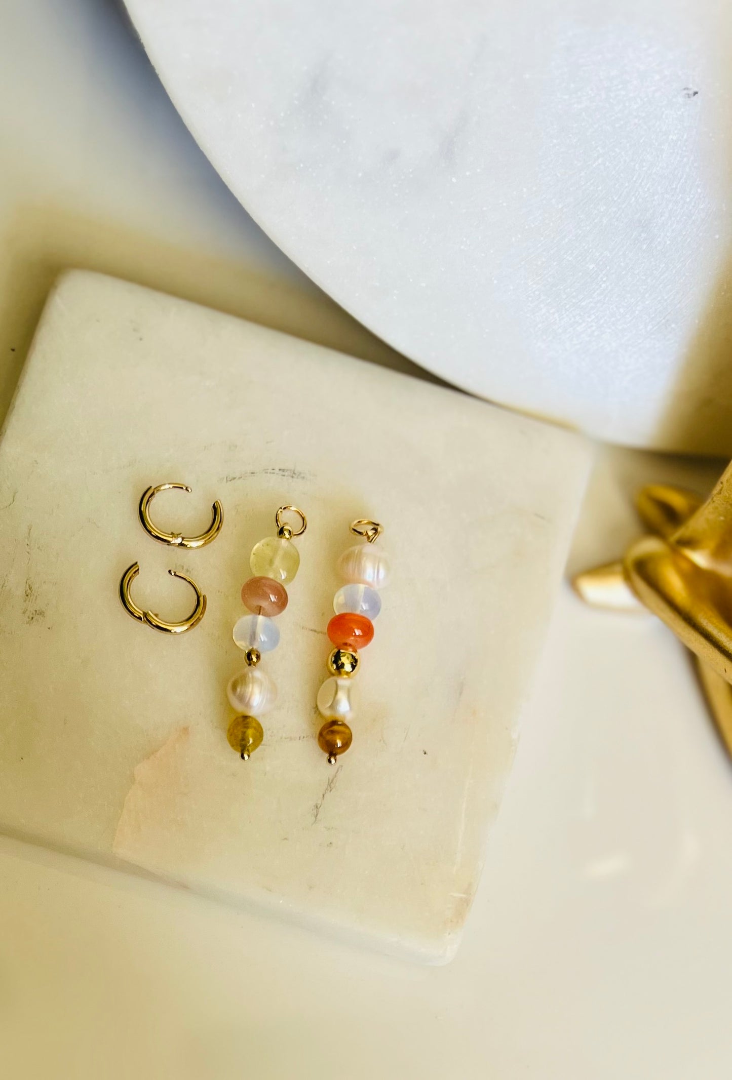 Sunni Dangle Bead Earrings